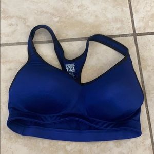Victoria’s Secret VS Pink Yoga Sports Bra medium